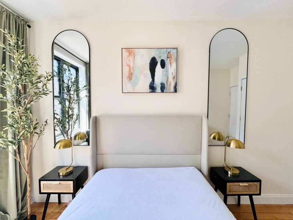 1131 president st apt 1B- Room651-3-new