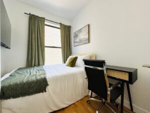 Dekalb Ave – #673