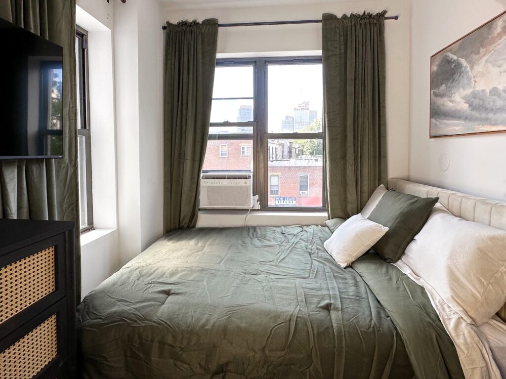 287 Vanderbilt Ave-3-Room708-5