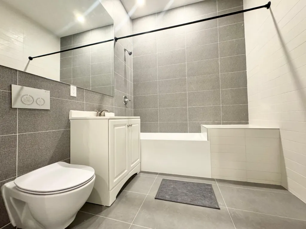 61-Delmonico-Pl-1A-Bathroom